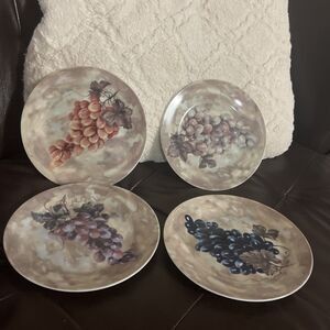 I Godinger & Co Grape Vine Pattern Salad Desert Plates 7.5" Multi Colors Set 4